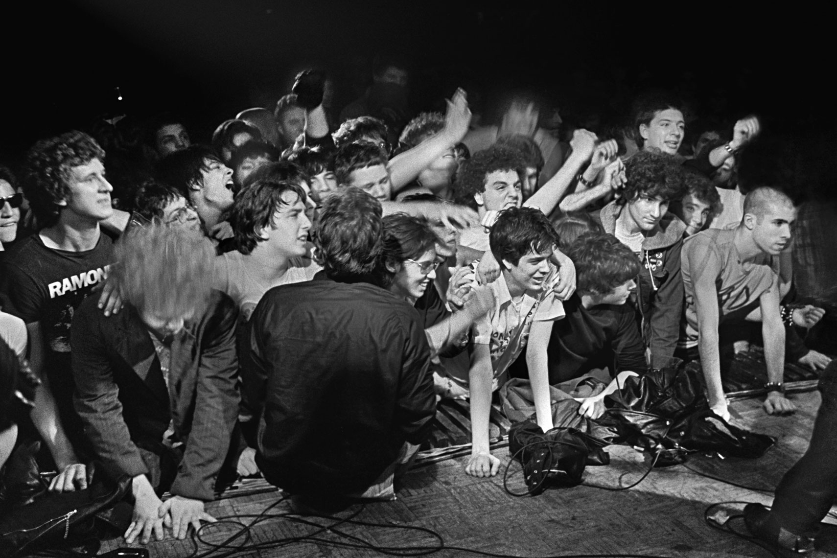 20_Dead-Kennedys-Crowd_Irving-Plaza_0581.jpg