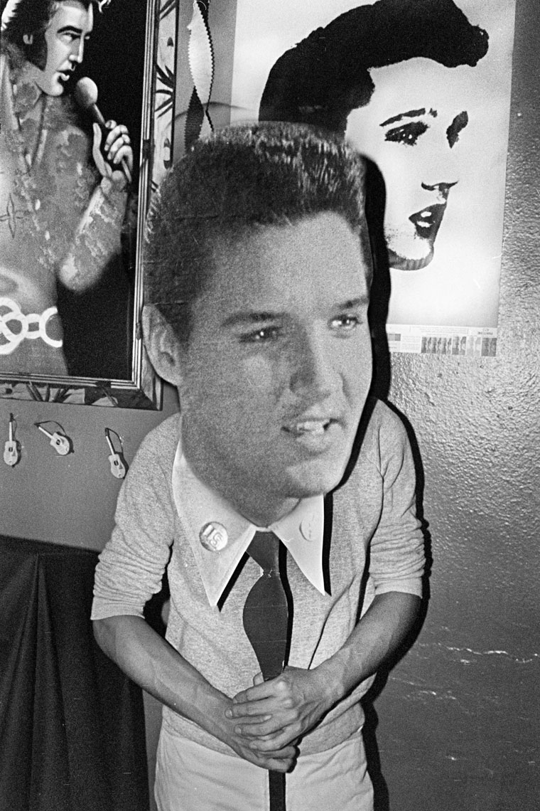 22_Club57_Elvis-Memorial-Party_Tseng-Kwong-Chi_0880.jpg